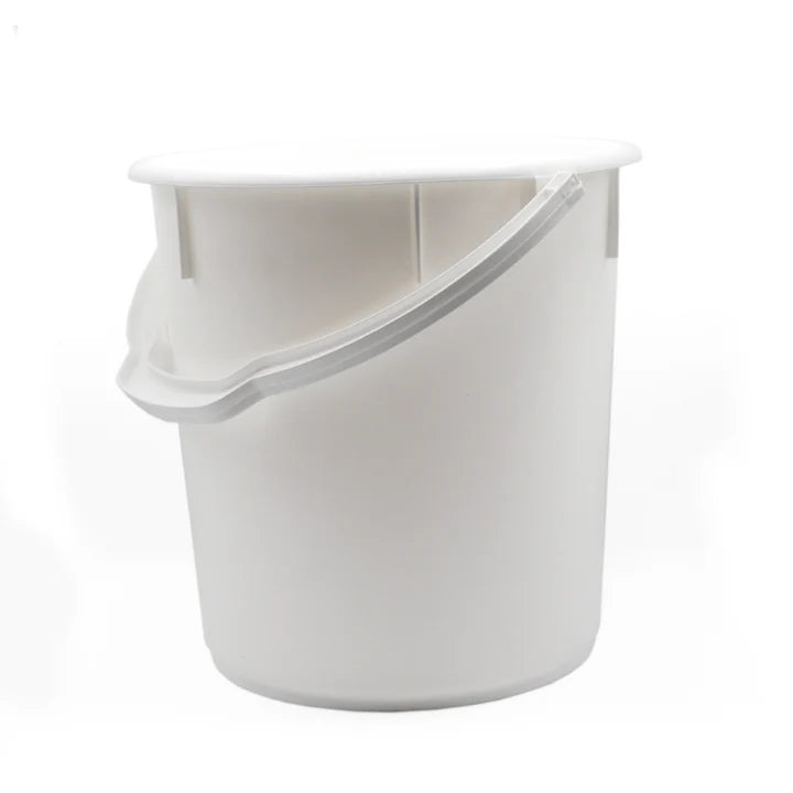 Universal Plastics 15L Bucket – Durable & Multi-functional